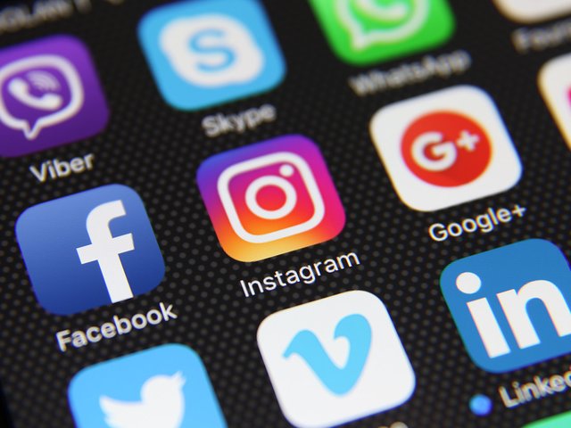 Conosciamo e scopriamo i Social Media! Colloredo di Monte Albano 05-05-2025 ore 20:00